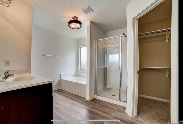 11918 LUCKEY VW, San Antonio, TX 78252