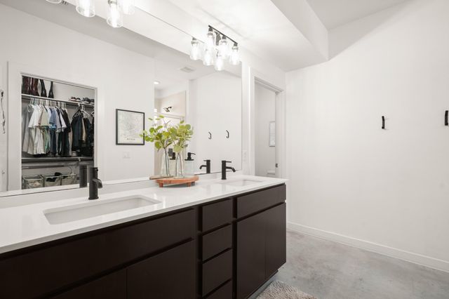 5616 S 1st ST 18, Austin, TX 78745