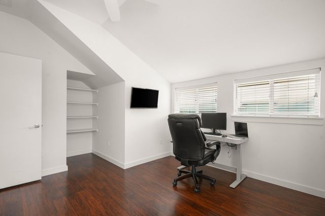 5616 S 1st ST 18, Austin, TX 78745