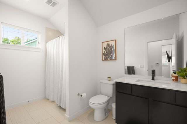 5616 S 1st ST 18, Austin, TX 78745