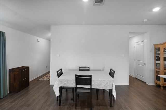 806 Twin Edge Drive, Royse City, TX 75189