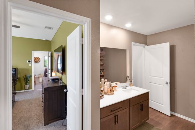 806 Twin Edge Drive, Royse City, TX 75189