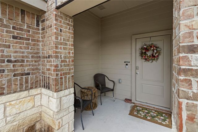 806 Twin Edge Drive, Royse City, TX 75189