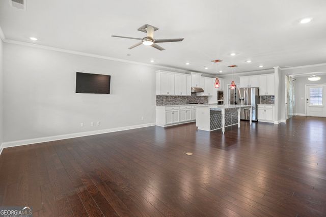 160 Maple Leaf Road, Sharpsburg, GA 30277