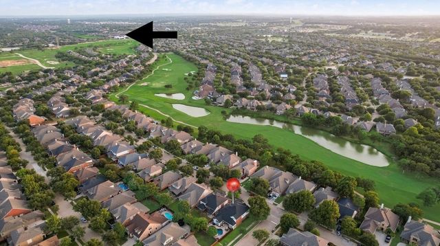 1660 Meadows Avenue, Lantana, TX 76226