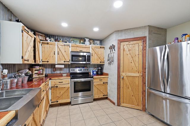 1633 Sierra Meadow Lane, Fort Worth, TX 76247