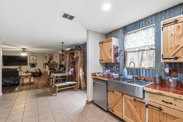 1633 Sierra Meadow Lane, Fort Worth, TX 76247