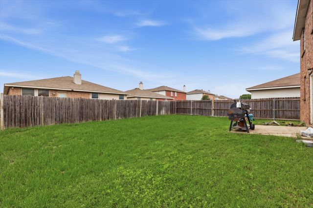 1633 Sierra Meadow Lane, Fort Worth, TX 76247