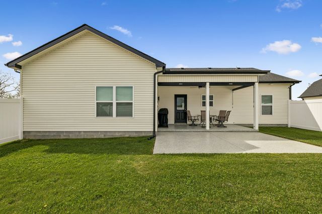 180 Vickers Rd, Smithville, TN 37166