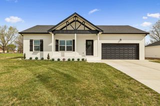 180 Vickers Rd, Smithville, TN 37166