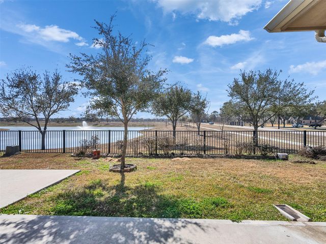 6096 Pearland Place, Pearland, TX 77581