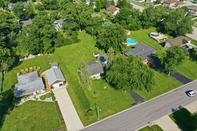 17120 Oriole Avenue, Tinley Park, IL 60477