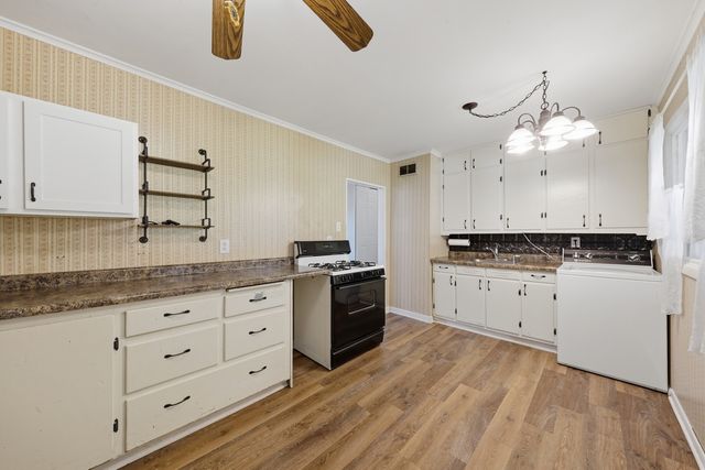 17120 Oriole Avenue, Tinley Park, IL 60477