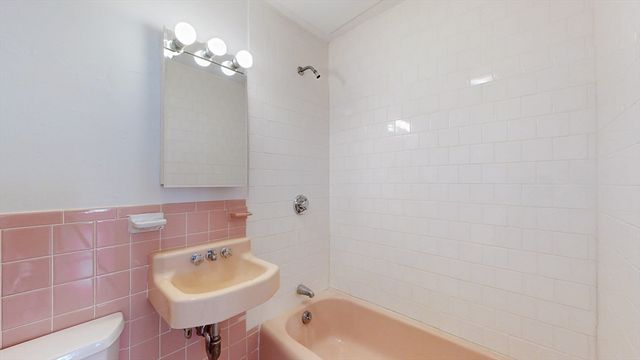 513 Beacon 3, Boston, MA 02115