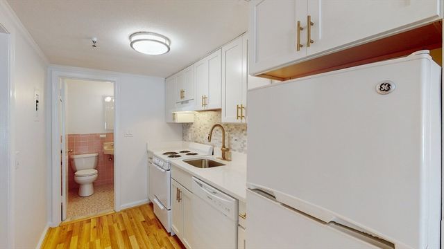 513 Beacon 3, Boston, MA 02115