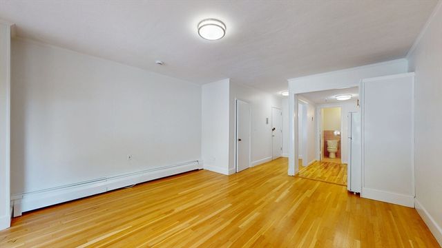 513 Beacon 3, Boston, MA 02115