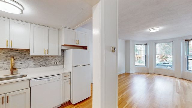 513 Beacon 3, Boston, MA 02115