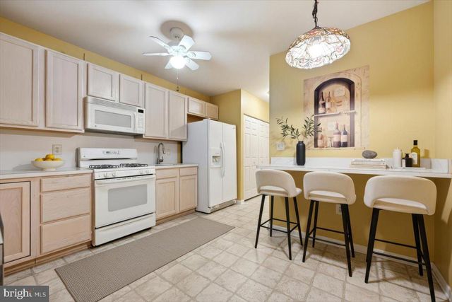 5 PATTERSON AVE, East Norriton, PA 19401