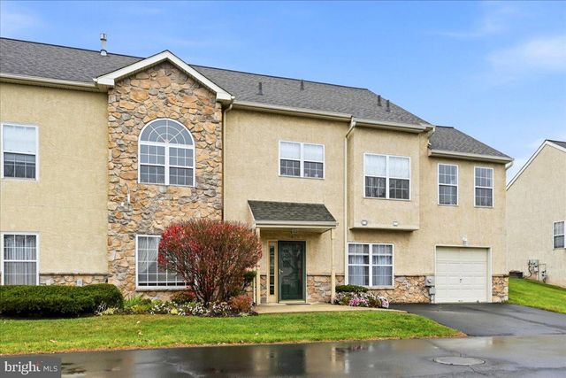 5 PATTERSON AVE, East Norriton, PA 19401