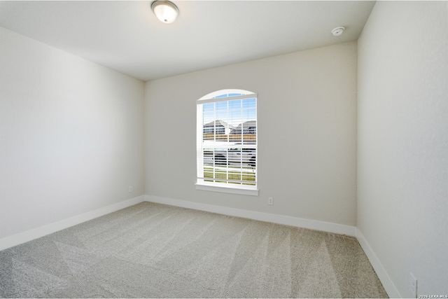 212 Ednie Ln, Mico, TX 78056