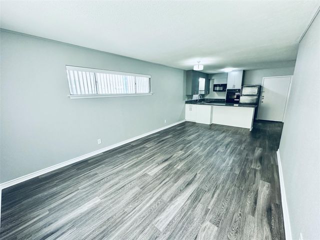 601 W 11th ST 121, Austin, TX 78701