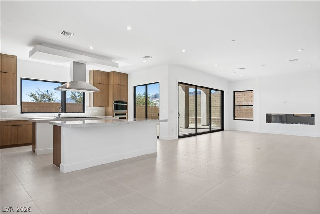 12469 Overland Cove Avenue, Las Vegas, NV 89138 — photo 3
