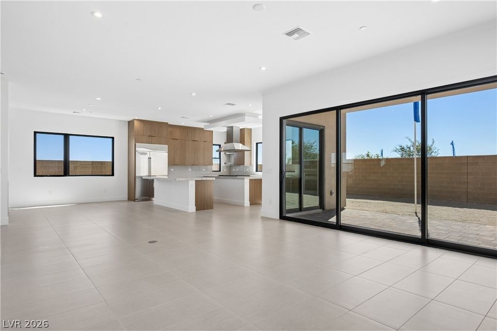 12469 Overland Cove Avenue, Las Vegas, NV 89138 — photo 5