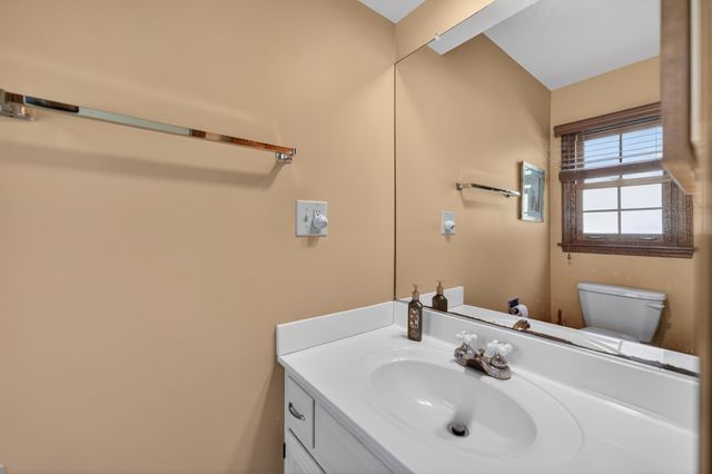 272 S Forest Avenue, Batavia, IL 60510