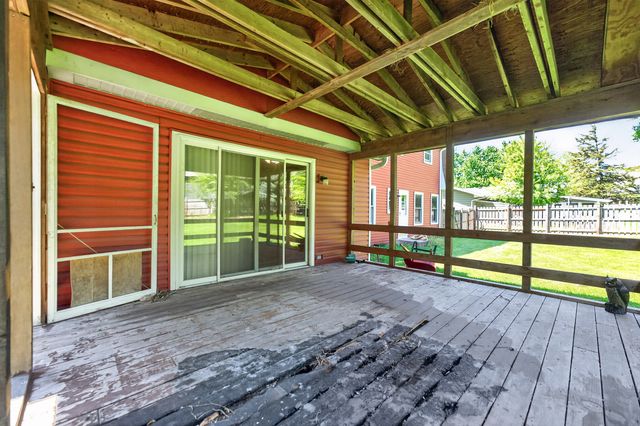 272 S Forest Avenue, Batavia, IL 60510