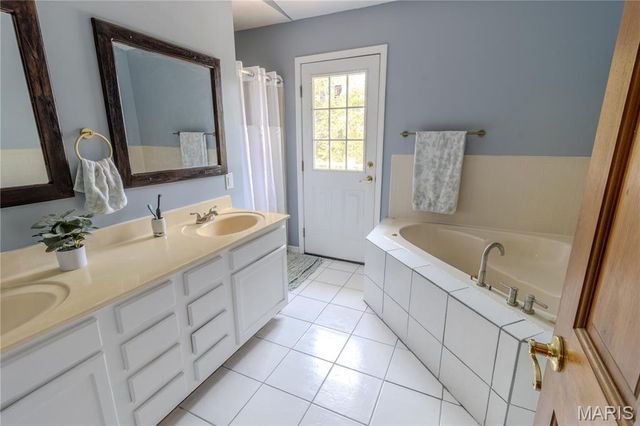 16960 Lemming Lane, St Robert, MO 65584