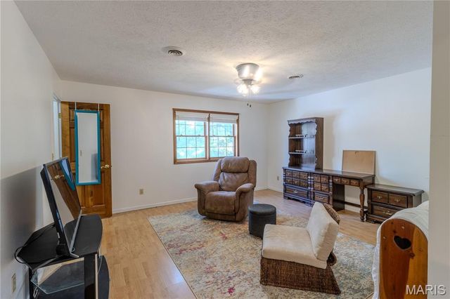 16960 Lemming Lane, St Robert, MO 65584