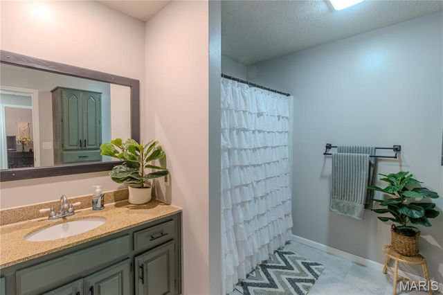 16960 Lemming Lane, St Robert, MO 65584