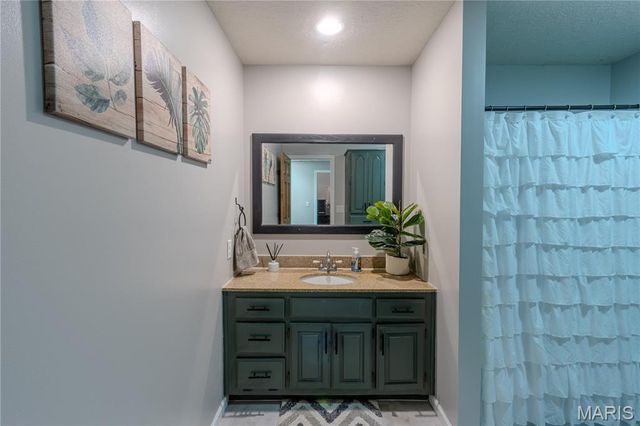 16960 Lemming Lane, St Robert, MO 65584