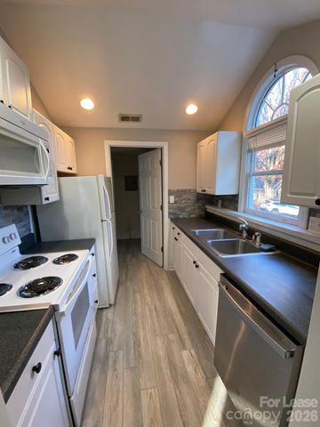 4415 Garris Road, Charlotte, NC 28209