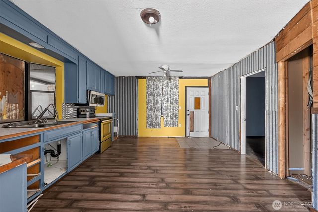 9305 Golden Given Road E, Tacoma, WA 98445