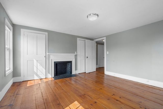 2 Princeton Rd, Sterling, MA 01564