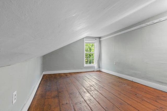 2 Princeton Rd, Sterling, MA 01564