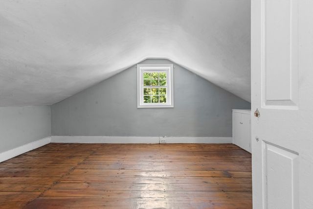 2 Princeton Rd, Sterling, MA 01564
