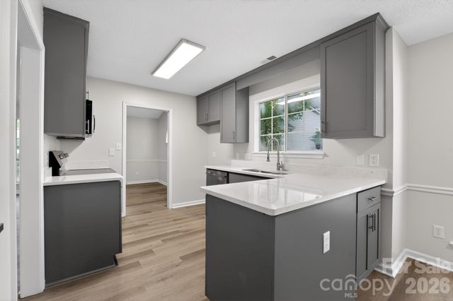 1545 Bear Mountain Road, Charlotte, NC 28214