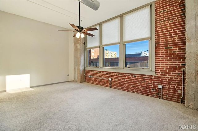 1627 Locust Street 202, St Louis, MO 63103