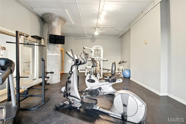 1627 Locust Street 202, St Louis, MO 63103