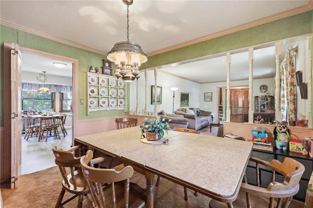 8828 Waverly Avenue, Kansas City, KS 66109