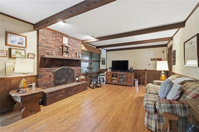 8828 Waverly Avenue, Kansas City, KS 66109