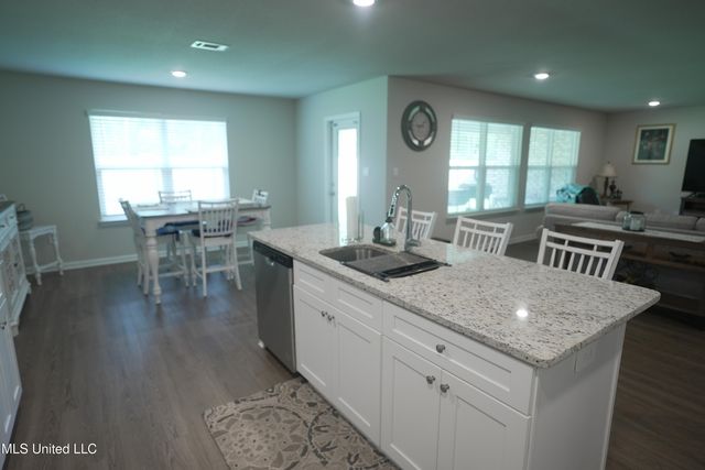 1072 Enclave Circle, Long Beach, MS 39560