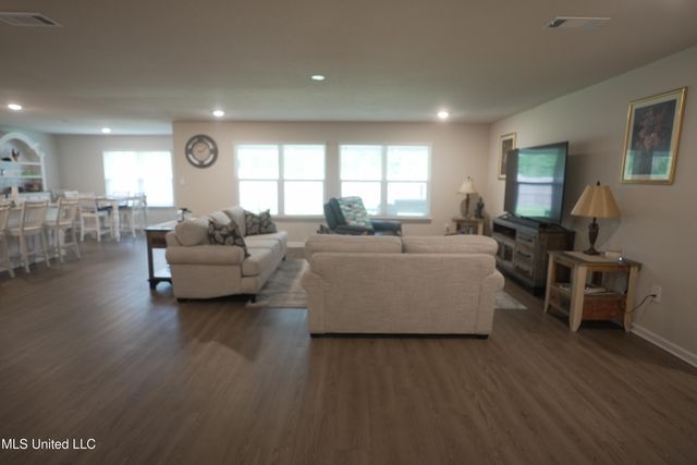 1072 Enclave Circle, Long Beach, MS 39560