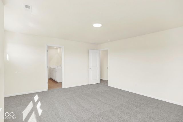 7072 Jackson Drive, Cumberland, IN 46229