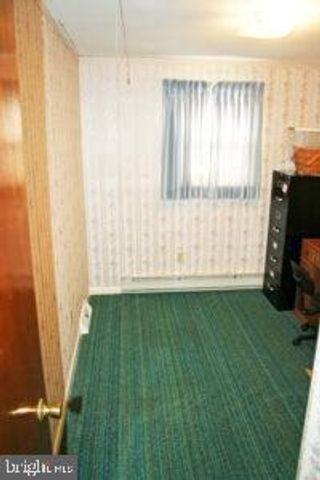 2049 ROBIN DR, Manheim, PA 17545