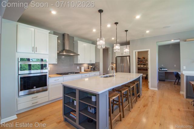 45204 Preserve Court, Novi, MI 48375