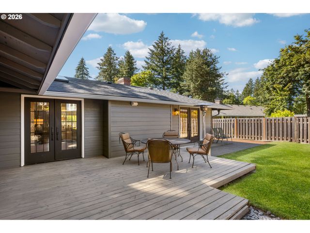 9942 Sw 52ND Ave, Portland, OR 97219