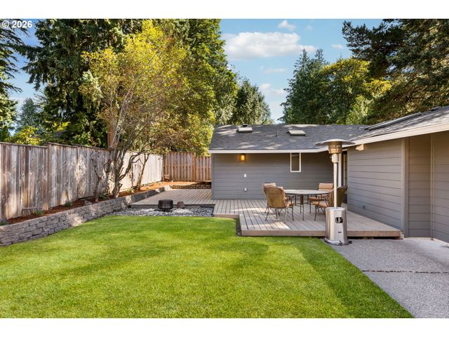 9942 Sw 52ND Ave, Portland, OR 97219